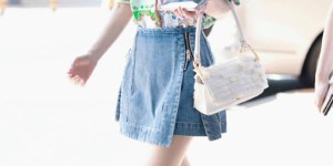 How to look good in denim shorts in summer (like 54-year-old Wen Bixia and wearing a pink T-shirt is too girly)