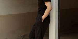 How to match black T-shirts to look better (trying the same color will be more fashionable than you think)