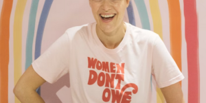 What are the steps to customize a T-shirt (starting with the design style)