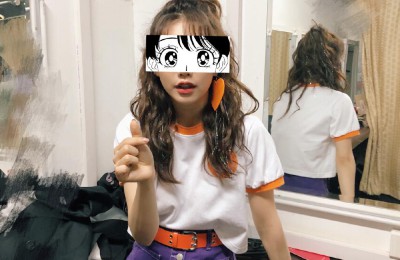 Private server template Xu Mengjie comes in black and white waist-revealing outfit (easily solves the problem of too big T-shirts)