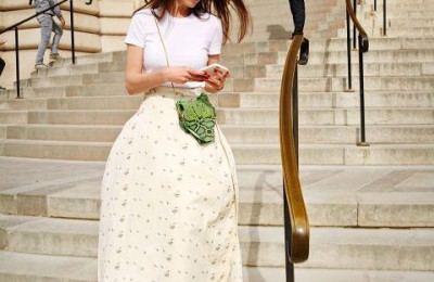 Why do you wear pajamas when others look fashionable in white T-shirts (these matching details are very important)