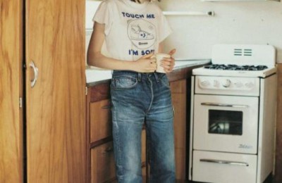 How to look fresh in summer (jeans + white T look simple and fashionable)