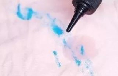 What to do if clothes are dyed (how to wash off dyed clothes)