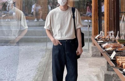 The universal and versatile T-shirt for summer (the blogger will teach you how to wear it with a high-end feel)