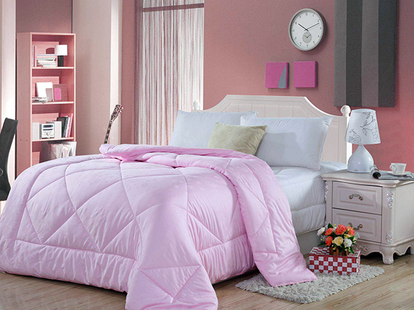 Detailed explanation of the advantages of Mercury home textile quilts