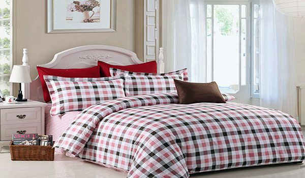 Which fabric is better for bedding