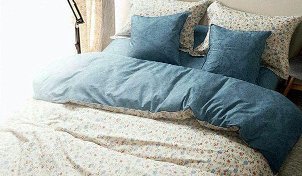 What fabric is comfortable for bedding