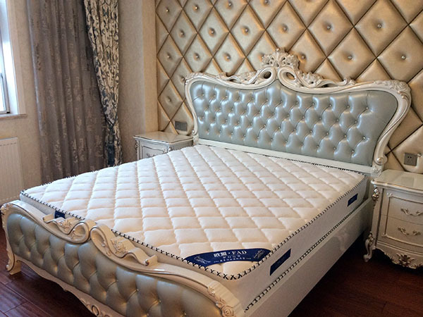 Which brand of Palm mattress is good?